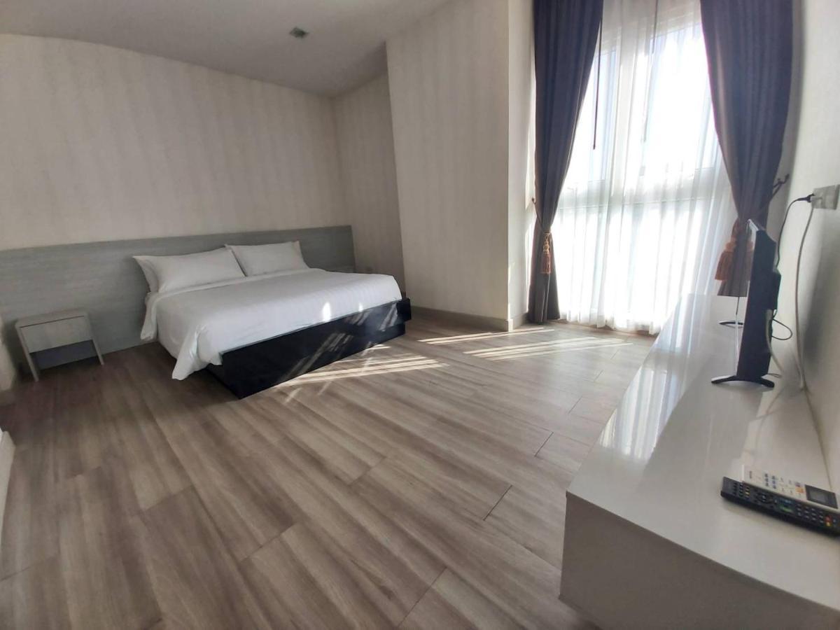 The One Prio Residence Чиангмай Экстерьер фото